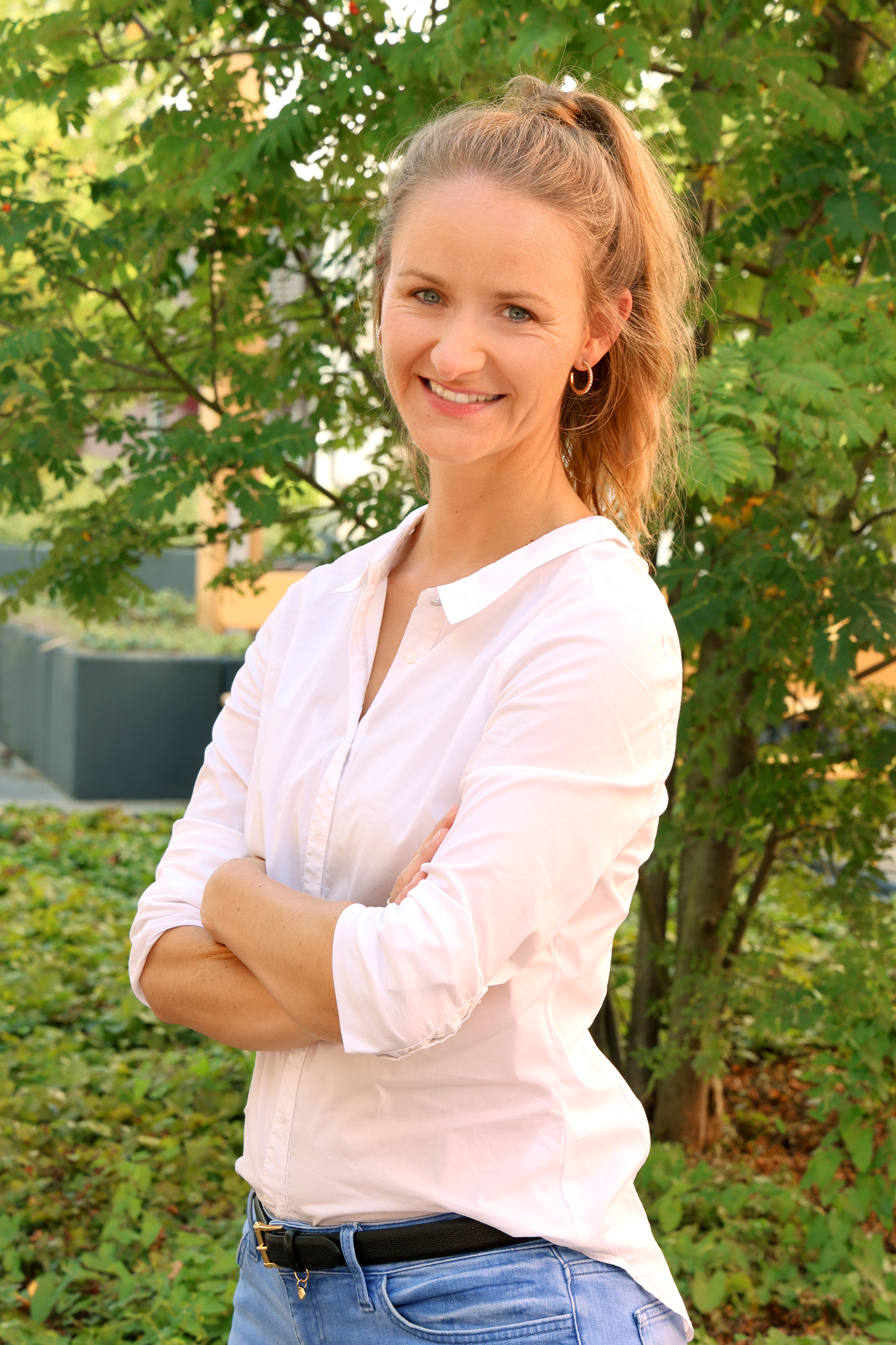 Dr. Maria Simml