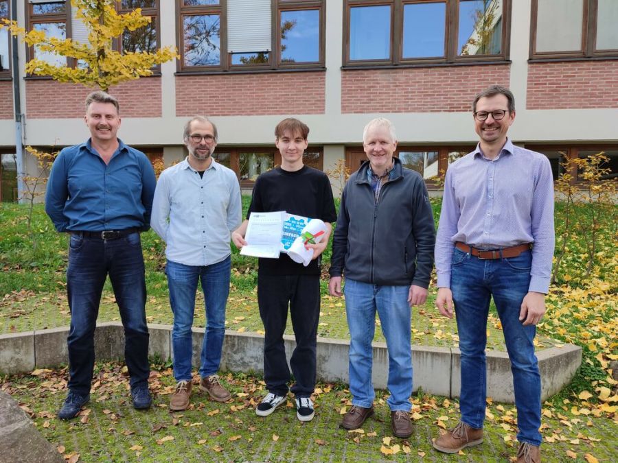 Außenstelle Roding ehrt Prüfungsbesten