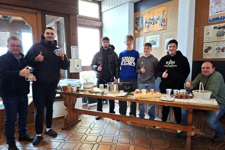 Außenstelle Furth im Wald: Adventlicher Weihnachtsverkauf für den guten Zweck!