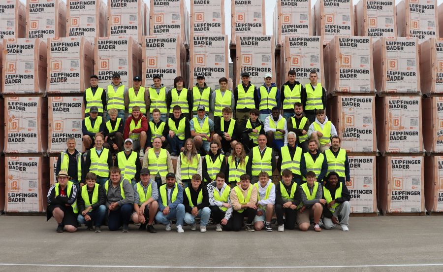 Außenstelle Furth im Wald: Werksführung bei der Firma Leipfinger-Bader in Vatersdorf