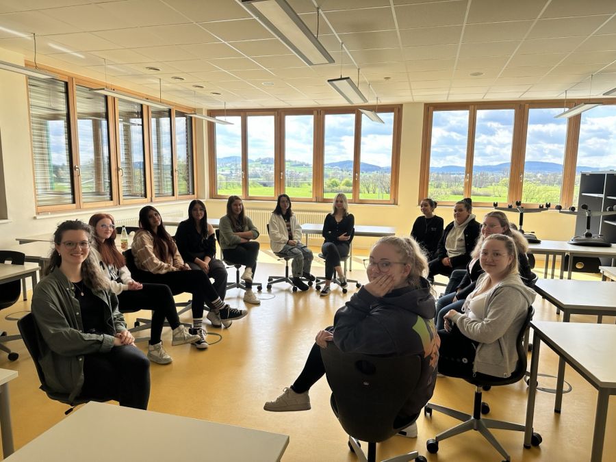 Donum vitae zu Besuch im Einzelhandel