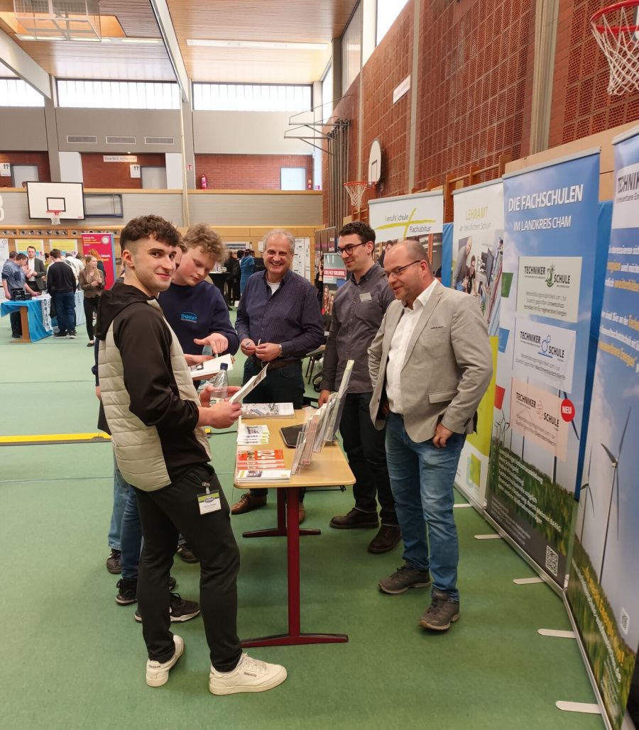 AZUBI live 2025: Berufsschule Cham informiert aus erster Hand