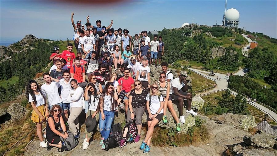 BIK 11-Klassen feiern ihren Abschluss am Arber