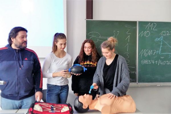 Med. Fachangestellte: Stayin' Alive ist Erste Hilfe