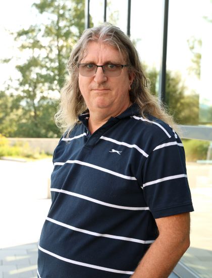 Stefan Uhl Stefan Uhl