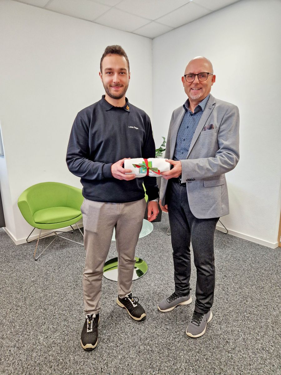 Herzlich Willkommen bei uns, Lukas Reger