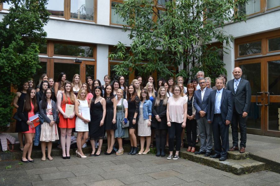 Erfolgreicher Abschluss für 39 „Medizinische Fachangestellte“