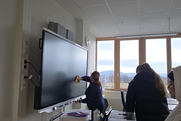 Aufräum- und Putzaktion im Einzelhandel