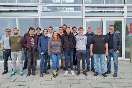 Technikerschule zu Besuch bei Müller Präzision GmbH