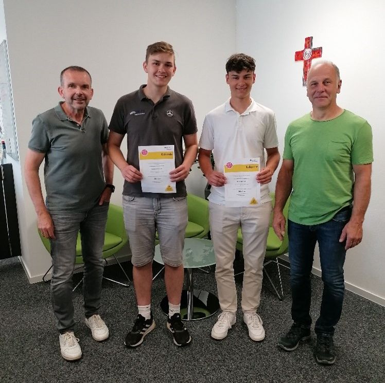 Erfolg im Berufsschulwettbewerb mit dem Slogan “Stolpern Rutschen Stürzen”