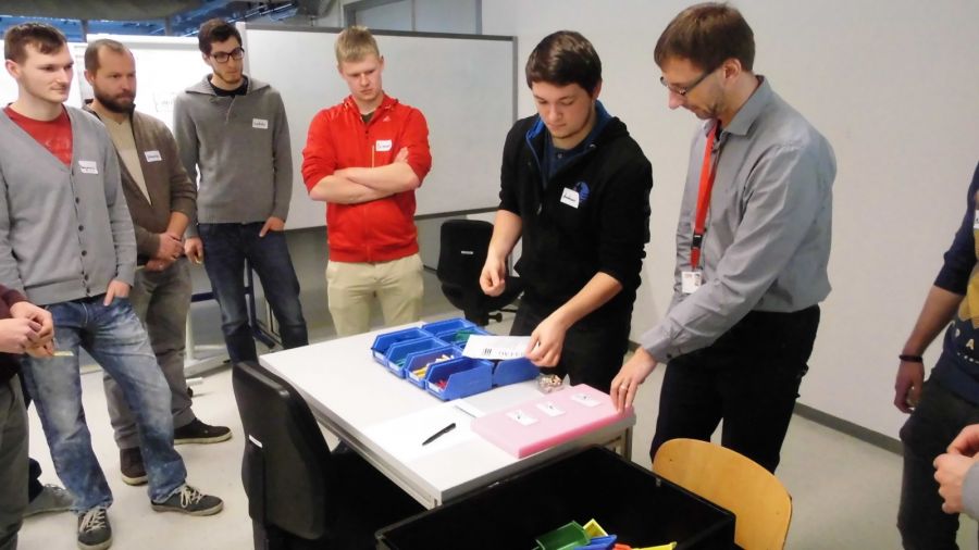 Technikerschüler erfahren Wertstrom hautnah