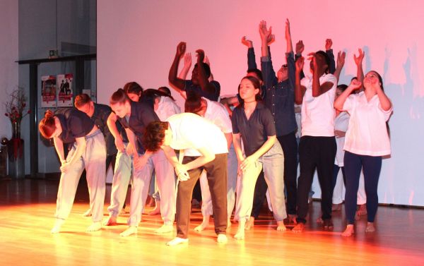 Tanzaufführung "Ubuntu" - eine afrikanische Lebensphilosophie