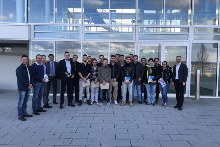 Müller Präzision diskutiert mit TSW 2A über Lean-Management