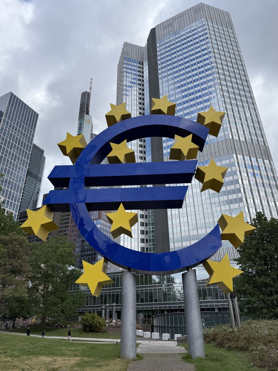 Zwischen Skyline und Börsenparkett – Bankazubis in Frankfurt am Main