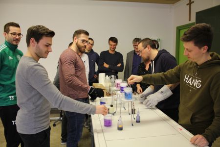 Neues Chemielabor ging in Betrieb