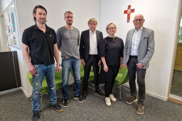 Kooperation mit AOK und VHS