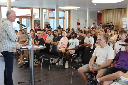 Demokratie - braucht es das? Toleranz - kann das weg?