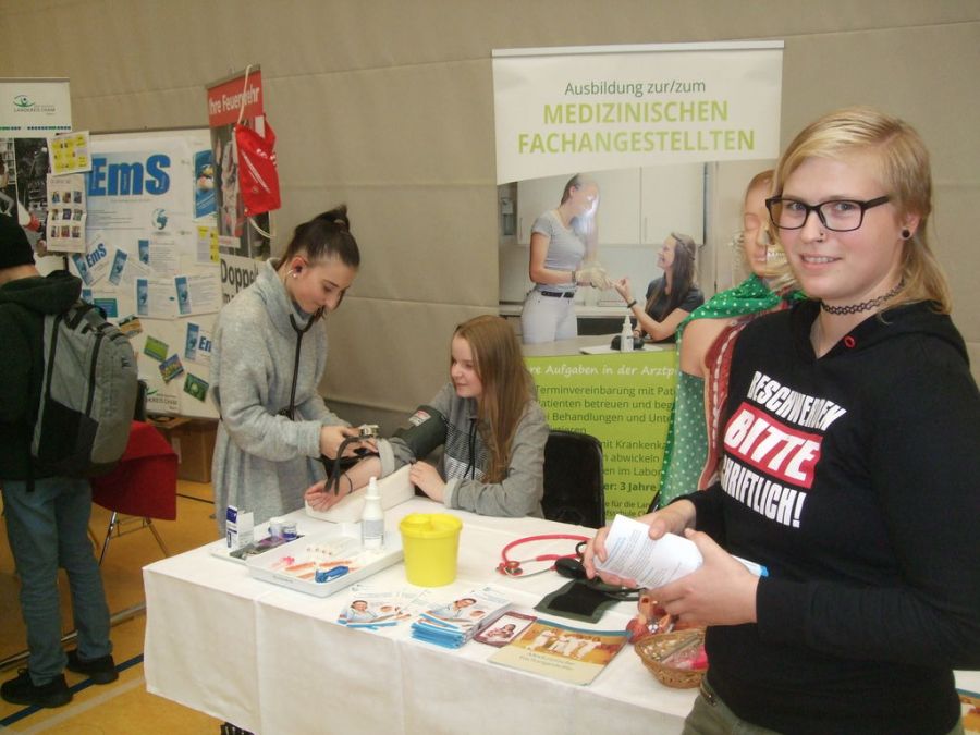 Berufsinformationsmesse CHAMSozial 2019