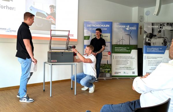Demonstration eines Maschinenbau-Projektstücks