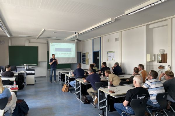 ISO GPS 2.0: Ausbilder und Lehrkräfte bilden sich gemeinsam fort