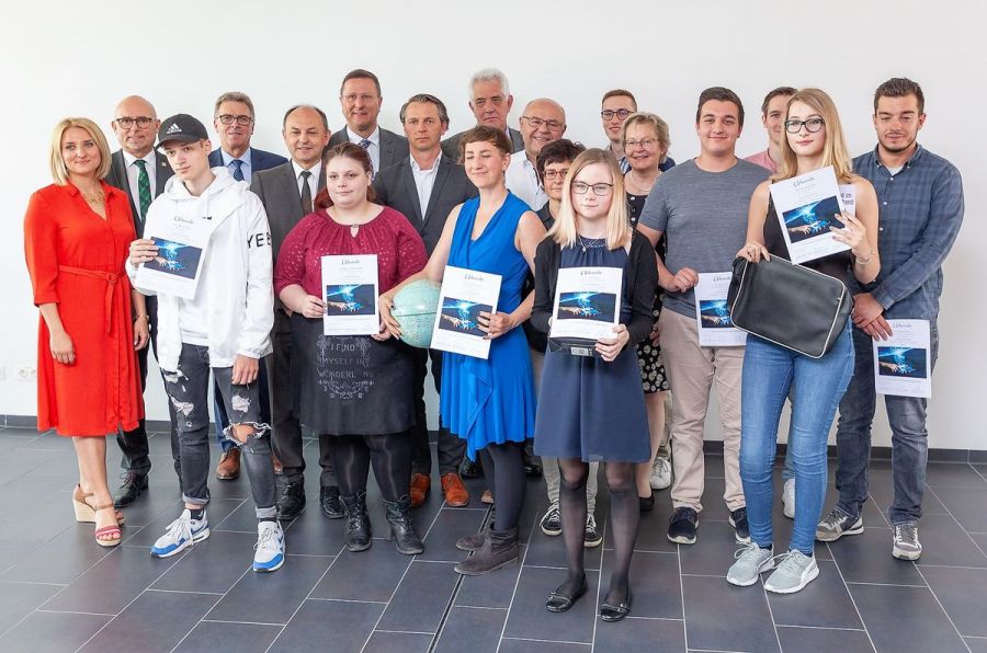 Die Sieger des 9. Schreibwettbewerbs trafen sich in Cham