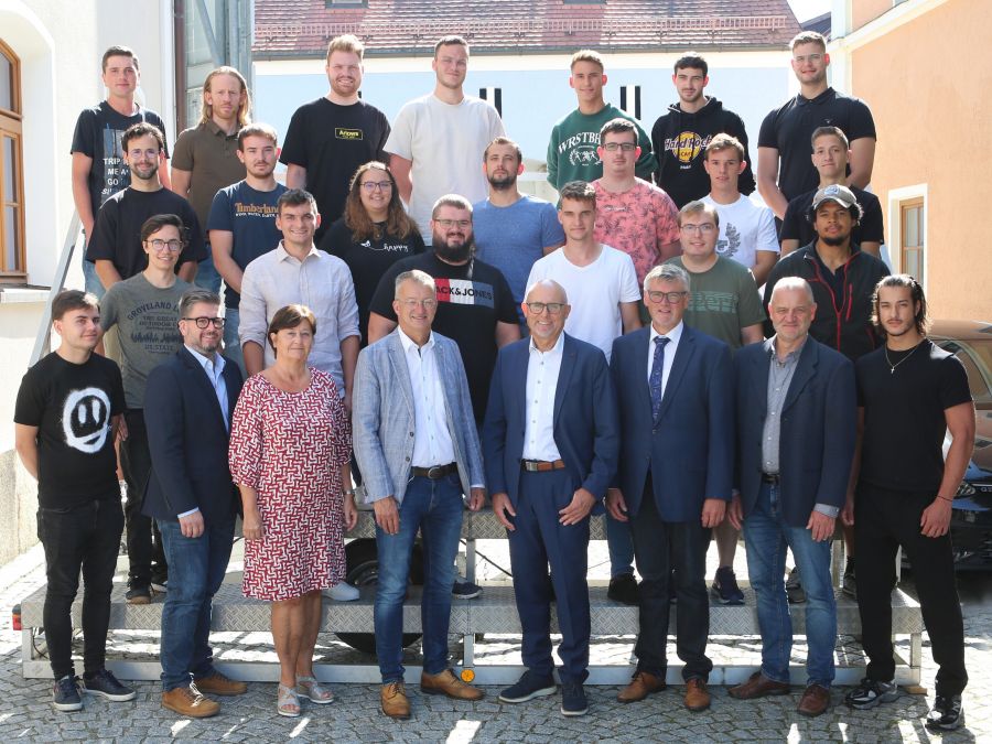 Technikerschule begrüßt die neuen Schüler
