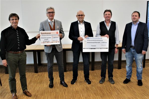 Entwicklungshilfe in Afrika mit 5.040 € unterstützt! Danke!
