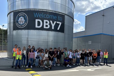 Abteilung Einzelhandel Betriebsbesichtigung im Logistikzentrum von Amazon