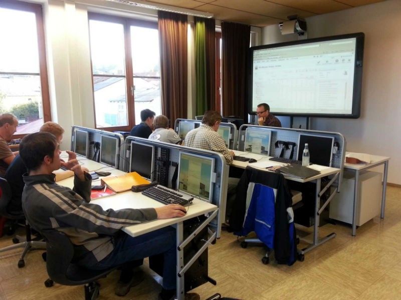 Unterweisung der Schüler in Homepage