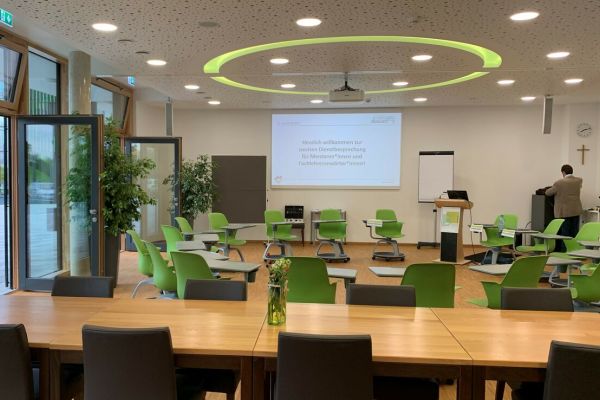 Dienstbesprechung f. MentorenInnen & Fachlehrer­anwärterInnen