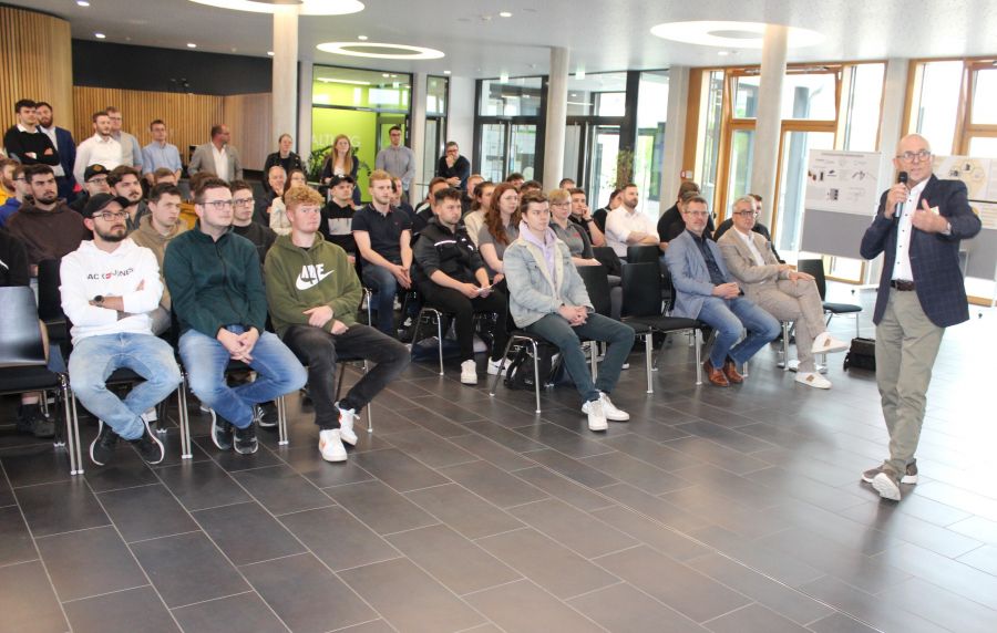 Einladung zum Informationstag und zur Projektpräsentation der Technikerschule 2025