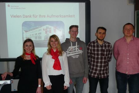 Sparkasse hält Vortrag bei angehenden Energie-Effizienz-Experten