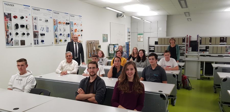 Berufsschule Plus = Ausbildung + Fachhochschulreife