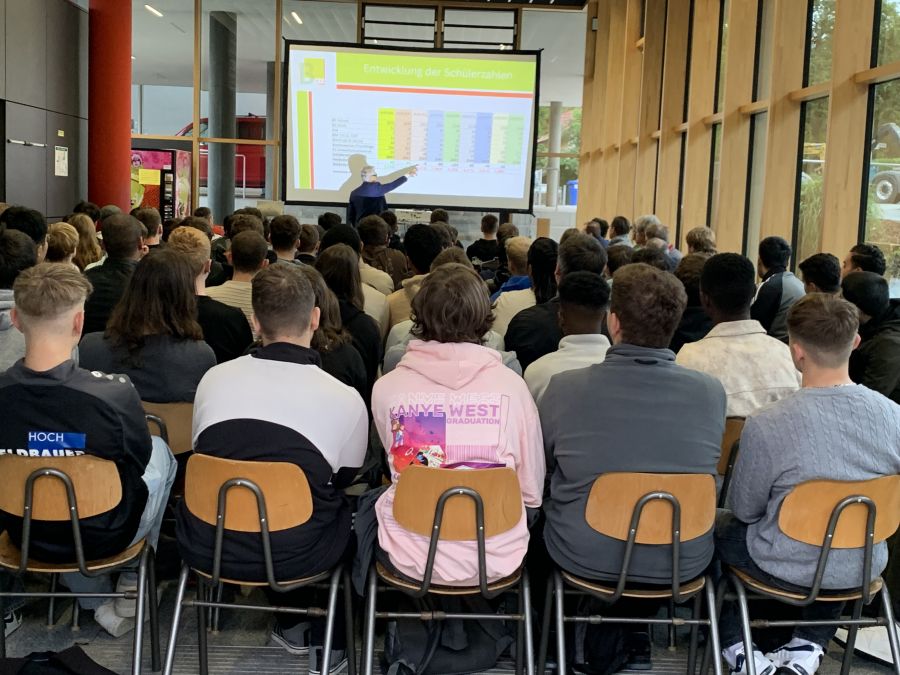 Ein gelungener Start: Außenstelle Roding begrüßt vier neue Klassen