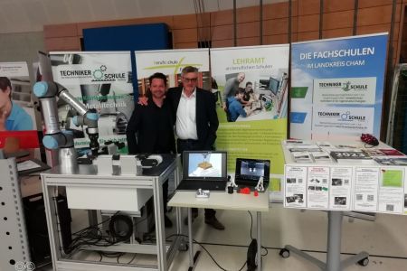 BERUFSSCHULE live auf der AZUBI-live