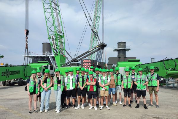 Rodinger Schüler erleben Technik und Nachhaltigkeit