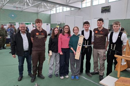 Berufsschulaußenstelle Furth im Wald gemeinsam mit den Innungen bei „BERUFE‑live“
