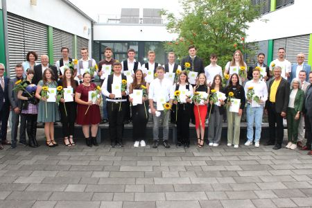 Ehrung der besten Absolventen des Schuljahres 2024/2025