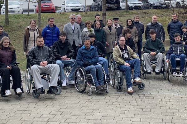 Perspektivenwechsel auf Rädern an der Außenstelle Roding – Ein Inklusionsprojekt mit Herz, Technik und Teamgeist