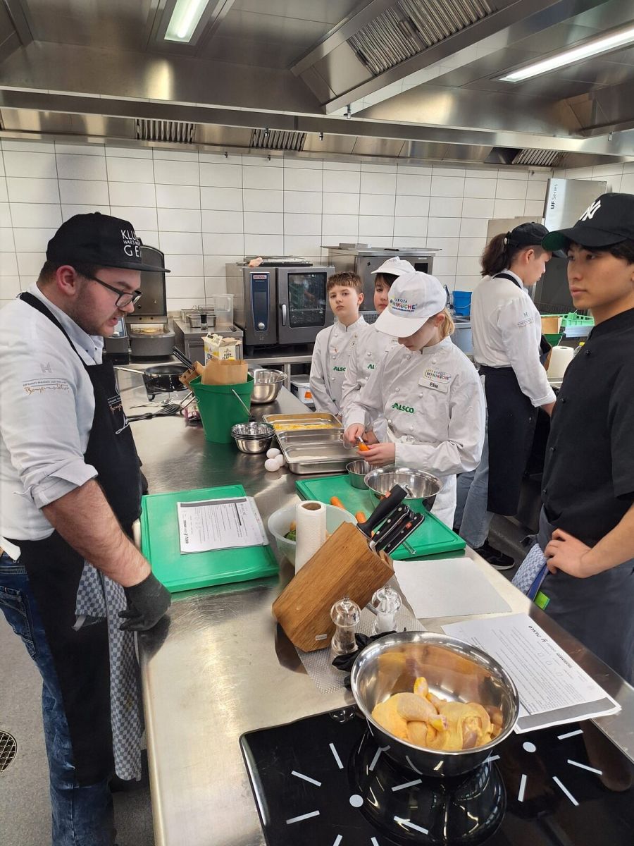 Miniköche eroberten die Lehrküche an unserer Schule