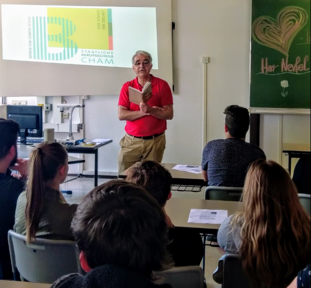 Autorenlesung mit Nevfel Cumart