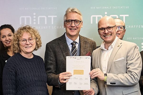 Zum siebten Mal in Folge: Auszeichnungen der Initiative „MINT Zukunft schaffen!“