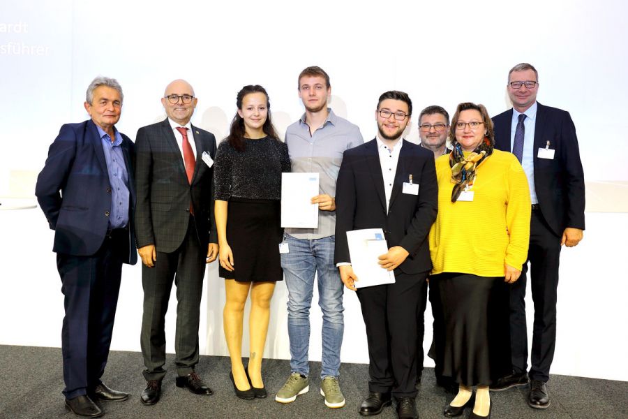 Mechatroniker Th. Breu für besten Quabi Bayerns 2018 geehrt