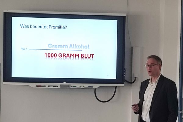 Sicherheit geht vor: Alkohol und Drogen als Unfallrisiko