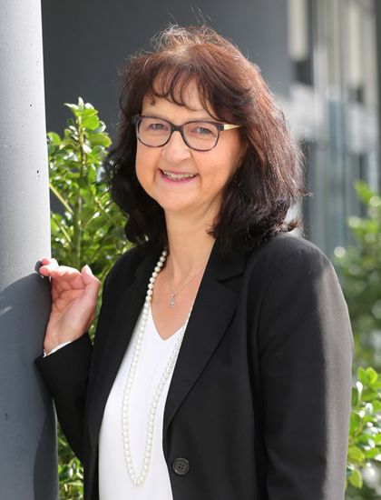 Regina Schießl Regina Schießl
