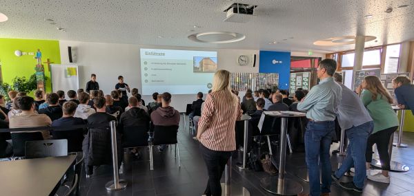 Publikum und Jury folgten gebannt den Präsentationen