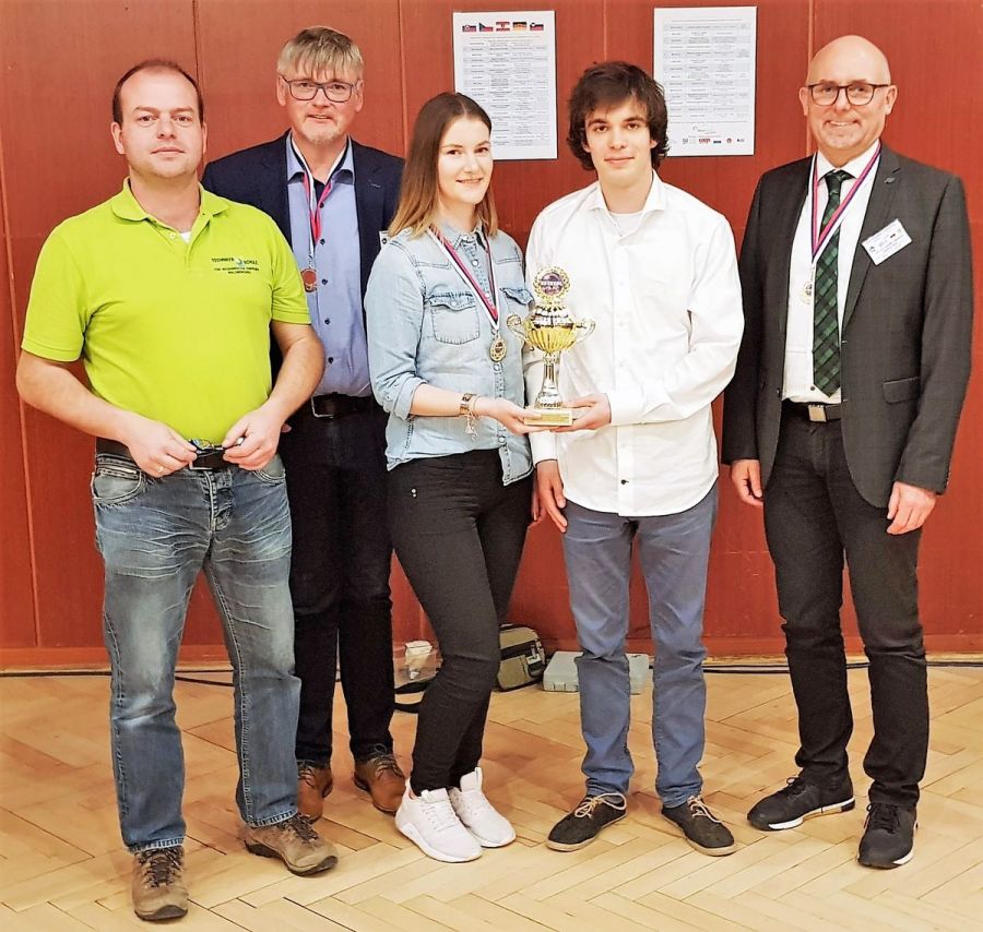 Enersol: Technikerschule präsent. Projekt Regenwassernutzung