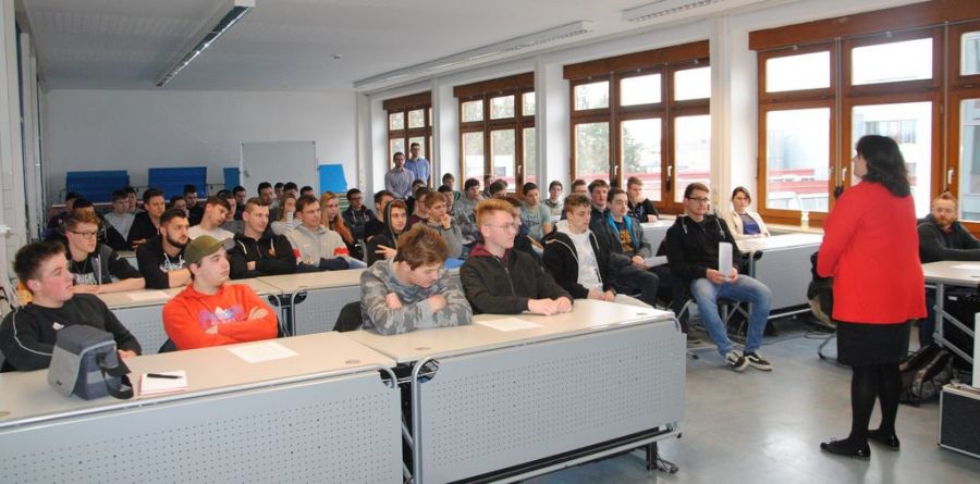 MdB Marianne Schieder zu Gast in Roding