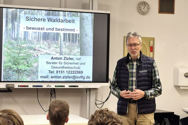 Außenstelle Furth im Wald: Sicher im Wald unterwegs!