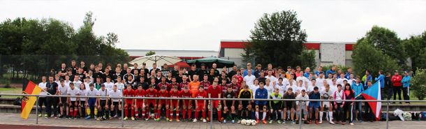 Internationales Fußballturnier